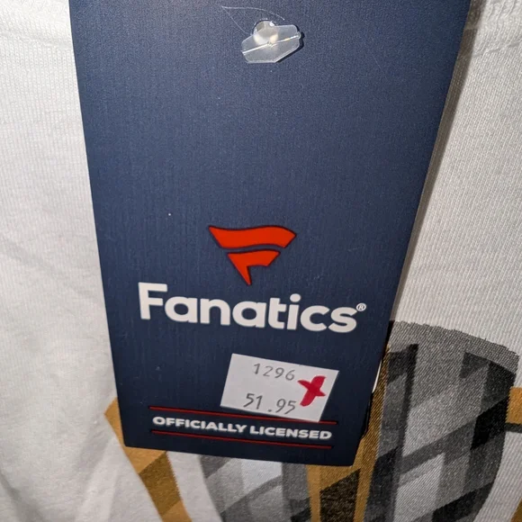 Men's White Canada Hockey 4 Nations Face-off Champions T-shirt - Picture 3 of 4